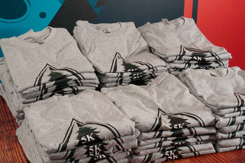 What Role Does the Choice of Fabric Play in Custom Printed Apparel?